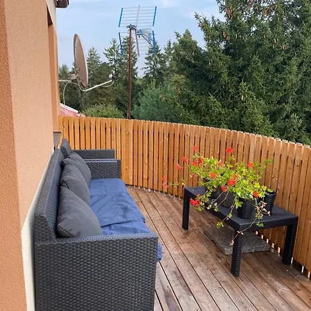 Apartmá V Rodinném Domě Kousek Od Prahy Séjour à la campagne